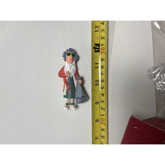 Hallmark Keepsake MAXINE in Bunny Slippers Christmas Ornament 1993 - Picture 8 of 9